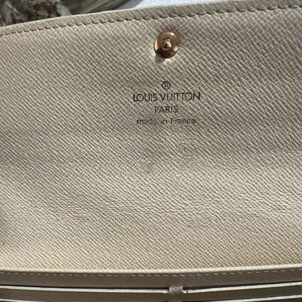 Louis Vuitton Damier Azur Sara Long Wallet - Picture 11 of 17